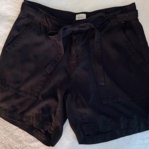 Paper bag waist shorts